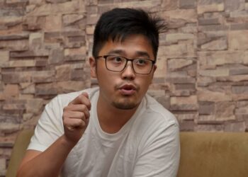 HOWARD LEE CHUAN HOW 