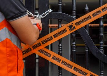 ADA kes di mana mahkamah turut bergantung kepada laporan pegawai pelindung Jabatan Kebajikan Masyarakat (JKM) dalam membuat keputusan. – UTUSAN/SHIDDIEQIIN ZON