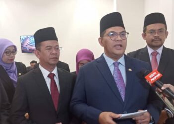 JEFRIDIN Atan mengingatkan pembangkang supaya lebih jujur ketika berpolitik.