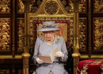 RATU ELIZABETH II