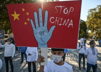 KEKEJAMAN pihak berkuasa China terhadap etnik Uighur mendapat perhatian masyarakat dunia. -AFP