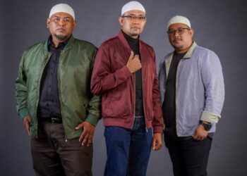 KUMPULAN nasyid Mestica dianggotai oleh Razin (kiri), Khalil (tengah) dan Khairul.-UTUSAN