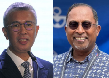 DARI kiri: SAIFUDDIN NASUTION ISMAIL, TENGKU ZAFRUL TENGKU ABDUL AZIZ, ZAMBRY ABDUL KADIR dan MOHD. NA'IM MOKHTAR