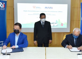 TNB dan MARii menandatangani kerjasama membangunkan ekosistem EV di dalam negara.