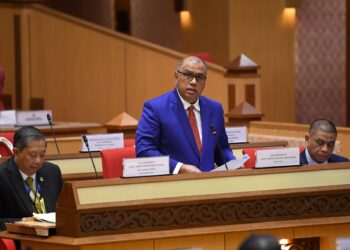 MOHD. Zolkafly Harun pada Persidangan Dewan Undangan Negeri (DUN) Perak di Ipoh hari ini. - UTUSAN/IHSAN KORPORAT SUK