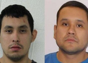 DAMIEN Sanderson (kiri) ditemukan maut di kawasan berumput berhampiran sebuah rumah di James Smith Cree Nation. - AFP