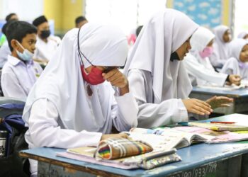 PELAJAR sekolah harus difahamkan dengan keburukan rasuah dan kesannya kepada negara jika ia menjadi amalan turun-temurun.