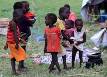 JUMLAH kanak-kanak yang kekurangan zat makanan di Sudan Selatan semakin bertambah setiap tahun akibat bencana alam dan konflik berterusan. - AFP
