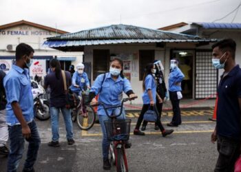 HANYA sektor pembuatan yang sudah mula menerima pekerja asing manakala sektor lain masih menunggu – GAMBAR HIASAN