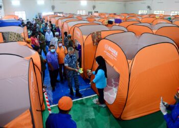 DI kawasan berisiko banjir, SPR perlu mengenal pasti lebih awal premis tambahan yang boleh digunakan bagi memastikan wujud pemisahan antara pusat pemindahan sementara (PPS) dan pusat mengundi.