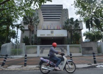 BANK Negara Malaysia (BNM) menaikkan Kadar Dasar Semalaman (OPR) sebanyak tiga kali tahun ini.