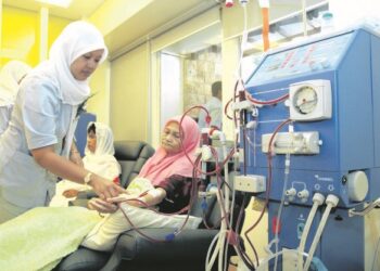 KERAJAAN negeri juga berhasrat membina sebuah pusat hemodialisis bagi membantu rakyat Melaka yang tidak layak mendapat bantuan rawatan. - GAMBAR HIASAN