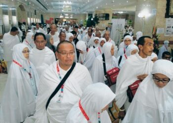 PERLU dilakukan perubahan pada sistem memilih jemaah haji dengan keutamaan diberikan kepada warga emas.