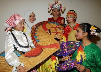 APAKAH seni dan budaya tidak penting dalam pembangunan masyarakat dan negara? – GAMBAR HIASAN