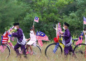 BENARKAH tanggapan semangat patriotisme dalam kalangan generasi muda semakin pudar? 
– UTUSAN/PUQTRA HAIRRY