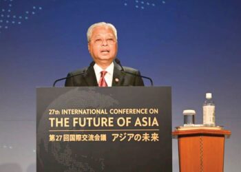 USAHA Ismail Sabri Yaakob memartabatkan bahasa Melayu dengan menyampaikan ucaptama dalam bahasa kebangsaan pada Persidangan Nikkei Ke-27 di Tokyo baru-baru ini selayaknya mendapat sokongan positif semua pihak.