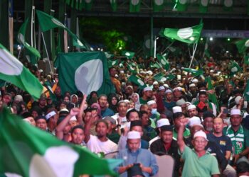 SIKAP wakil rakyat Pas menggunakan penyusutan nilai ringgit untuk memperoleh skor politik adalah satu perbuatan tidak bertanggungjawab. – GAMBAR HIASAN/PUQTRA HAIRRY