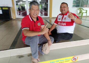 MOHD. Sany Hamzan (kanan) dikenali sebagai seorang pemimpin yang mesra rakyat.