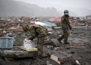 BELAJARLAH dari Jepun yang diiktiraf sebagai sebuah negara terbaik dalam aspek pengurusan bencana. – AFP