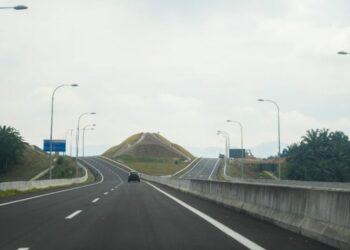 Bentong Bypass umpama hadiah buat rakyat Pahang dan penduduk pantai timur.