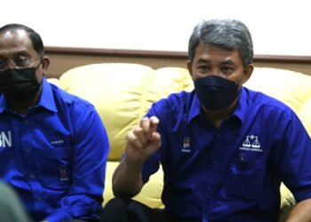 MOHAMAD Hasan dan Setiausaha Agung BN, Datuk Seri Dr. Zambry Abdul Kadir dalam sidang akhbar di Seremban hari ini.