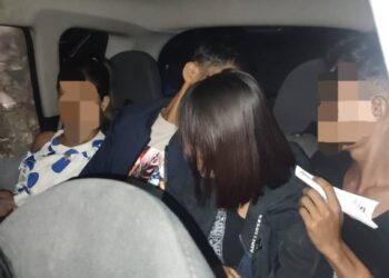 Sebahagian PATI yang baru menyeludup masuk ke negara ini ditangkap Jabatan Imigresen Malaysia.-  IHSAN JIM