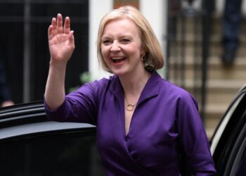 LIZ TRUSS