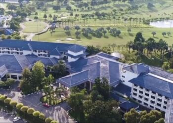 Glenmarie Hotel & Golf Resort turut menyediakan ruang mesyuarat yang lengkap dengan kemudahan terbaik dan mempunyai akses terus kepada dua padang golf.