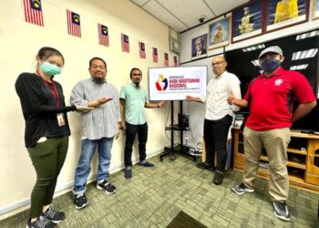 MOHAMAD Asri Shafii (dua dari kiri) bersama ahli jawantankuasa penganjuran Hawana peringkat negeri ini dalam sidang akhbar di Kangar, Perlis hari ini.