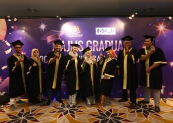 ANTARA graduan yang telah berjaya menamatkan program bimbingan INSKEN 2022.