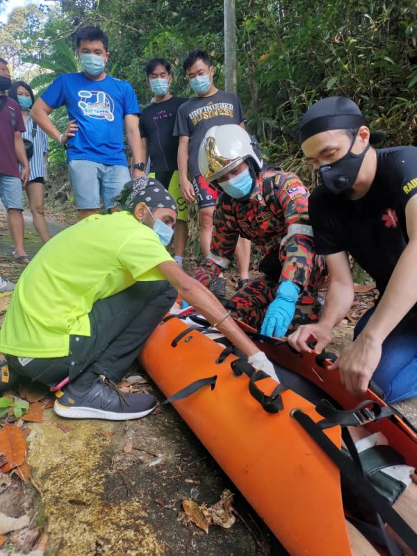 Pengayuh basikal patah kaki jatuh cerun bukit Utusan Digital