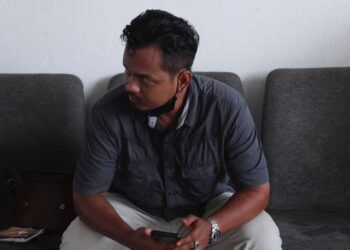 NOR Fadzelli Nor Asmadi didakwa atas pertuduhan membuat dan memulakan penghantaran komunikasi berbentuk jelik ke atas Sultan Johor di Mahkamah Sesyen Sepang, Selangor. - UTUSAN/KAMARIAH KHALIDI