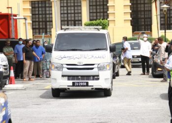 VAN jenazah yang membawa jenazah Allahyarham Fajim Juffa Mustafa Kamal meninggalkan HRPB Ipoh, Perak petang ini ke Semenyih, Selangor untuk pengebumian.