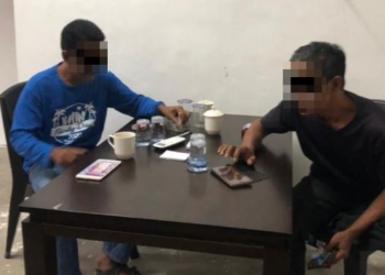 SEBAHAGIAN premis yang diserbu polis Johor dalam Op Dadu Khas.