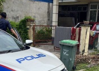 RUMAH di Bandar Perdana yang melibatkan kejadian seorang anak tergamak mengugut bunuh ibu dan tiga adiknya di Sungai Petani, Kedah.