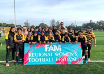 FEMI9 FC, kelab bola sepak wanita pertama di Perak yang berdaftar sejak Ogos lalu. - UTUSAN