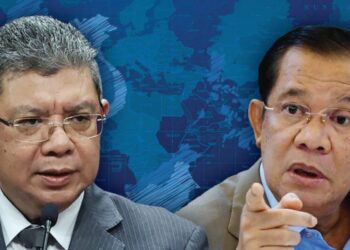 SAIFUDDIN ABDULLAH (kiri) dan Hun Sen (kanan).