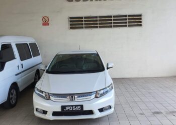 KERETA Honda Civic milik Shahri Abdul Samad yang disita sebelum ini dipulangkan jkepada beliau semalam.