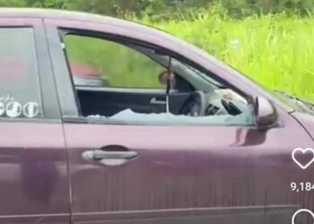 TANGKAP layar video sebuah daripada kereta yang dipecahkan di kawasan parkir Empangan Sultan Azlan Shah, Ulu Kinta, Ipoh semalam. - UTUSAN