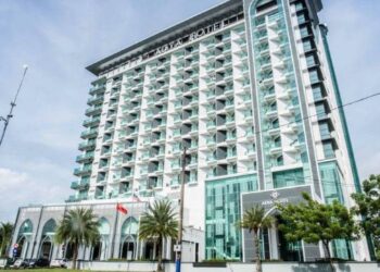 HOTEL Adya memanggil pekerja yang diberi cuti sebelum ini bekerja semula berikutan pembukaan Langkawi kepada pelancong pada 16 September ini.