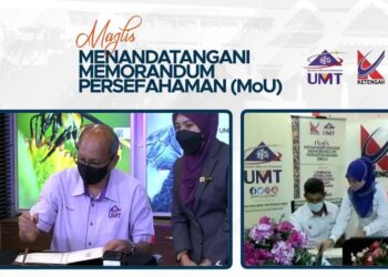 MAZLAN Abd. Ghaffar (kiri) dan Tengku Ahmad Nadzri Tengku Musa menandatangani MoU antara UMT serta  Ketengah dalam majlis secara maya, hari ini.