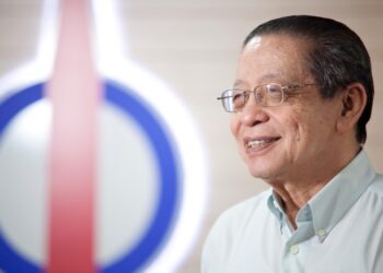 LIM KIT SIANG