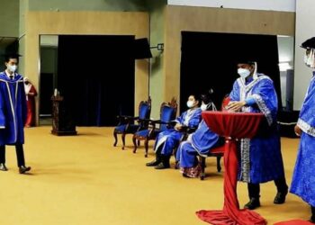 MAJLIS Konvokesyen Ke-33 UUM yang bermula esok akan menggunakan sistem RFID bagi mengurangkan risiko penularan Covid-19.