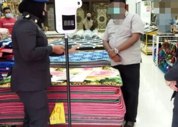 ANTARA lima pemilik premis perniagaan di Kuala Terengganu dan Kemaman yang dikompaun kerana melanggar SOP PKP, semalam.