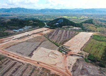 Pemandangan dari udara tapak pembinaan Bandar Getah Kedah yang akan dibangunkan oleh Pihak Berkuasa Pelaksanaan Koridor Utara di Padang Terap, Kedah. – GAMBAR HIASAN