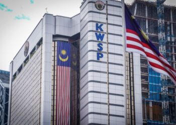 SETAKAT akhir Jun 2021, aset pelaburan KWSP berjumlah RM989.14 bilion, yang mana 37 peratus adalah pelaburan di luar negara. - GAMBAR HIASAN