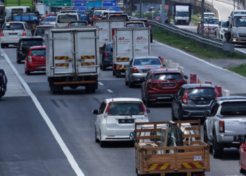 JUMLAH kenderaan yang masuk dan keluar ke selatan Johor sejak pergerakan rentas negeri dibenarkan kerajaan menunjukkan peningkatan bagi kedua-dua hala.