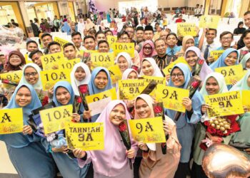 PELAJAR lepasan SPM perlu membuat keputusan dalam menentukan masa depan mereka.