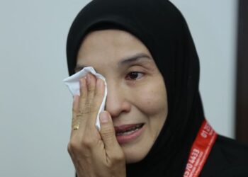 LISDAWATI tidak dapat menahan sebak ketika menceritakan mengenai kembara rohani berkaitan haji ketika ditemui di Mekah semalam.
