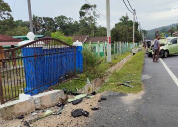 LOKASI kejadian kemalangan sebuah kenderaan yang terbabas ke longkang di Kilometer Satu, Jalan Pedas-Linggi, dekat Kampung Batu 1, Rembau pagi tadi yang meragut nyawa seorang wanita.- UTUSAN/NOR AINNA HAMZAH